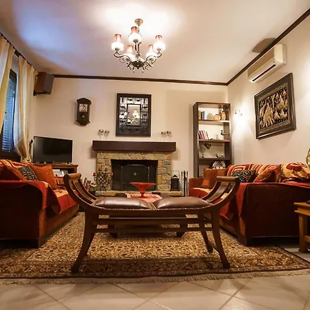 Luxury Traditional *